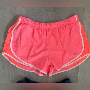 Coral Nike Women’s Running Shorts | XL